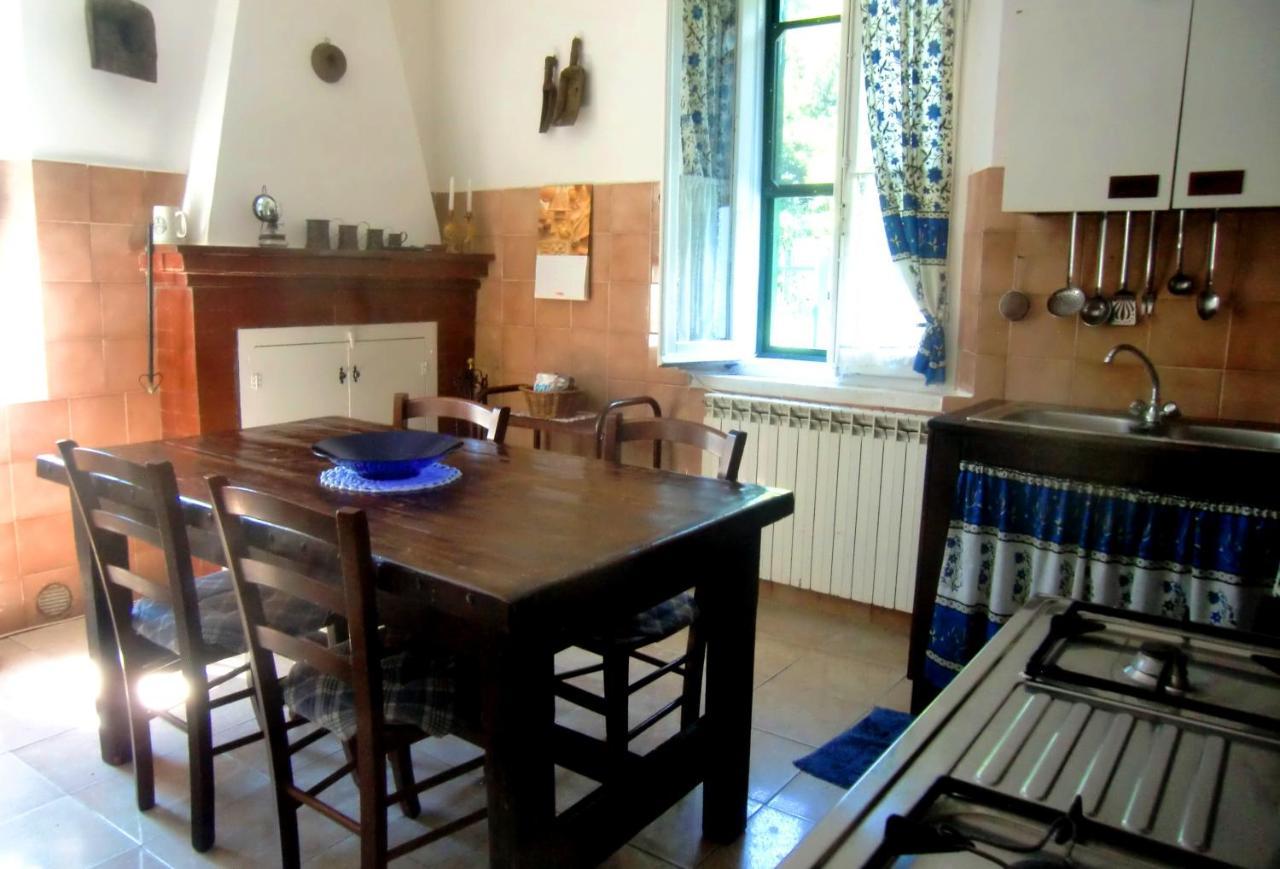 Ca' Perucci Guest House Урбино Екстериор снимка