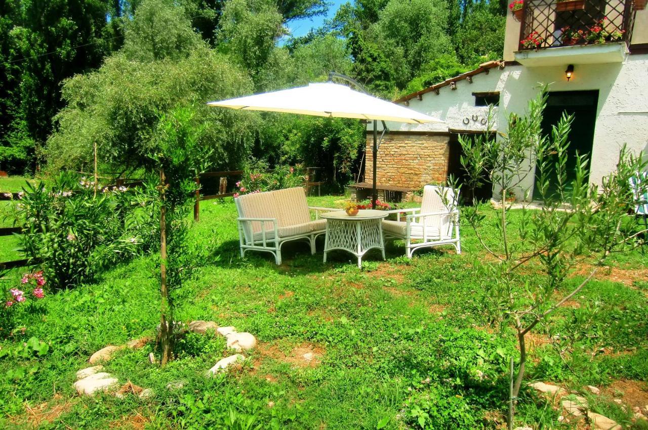 Ca' Perucci Guest House Урбино Екстериор снимка