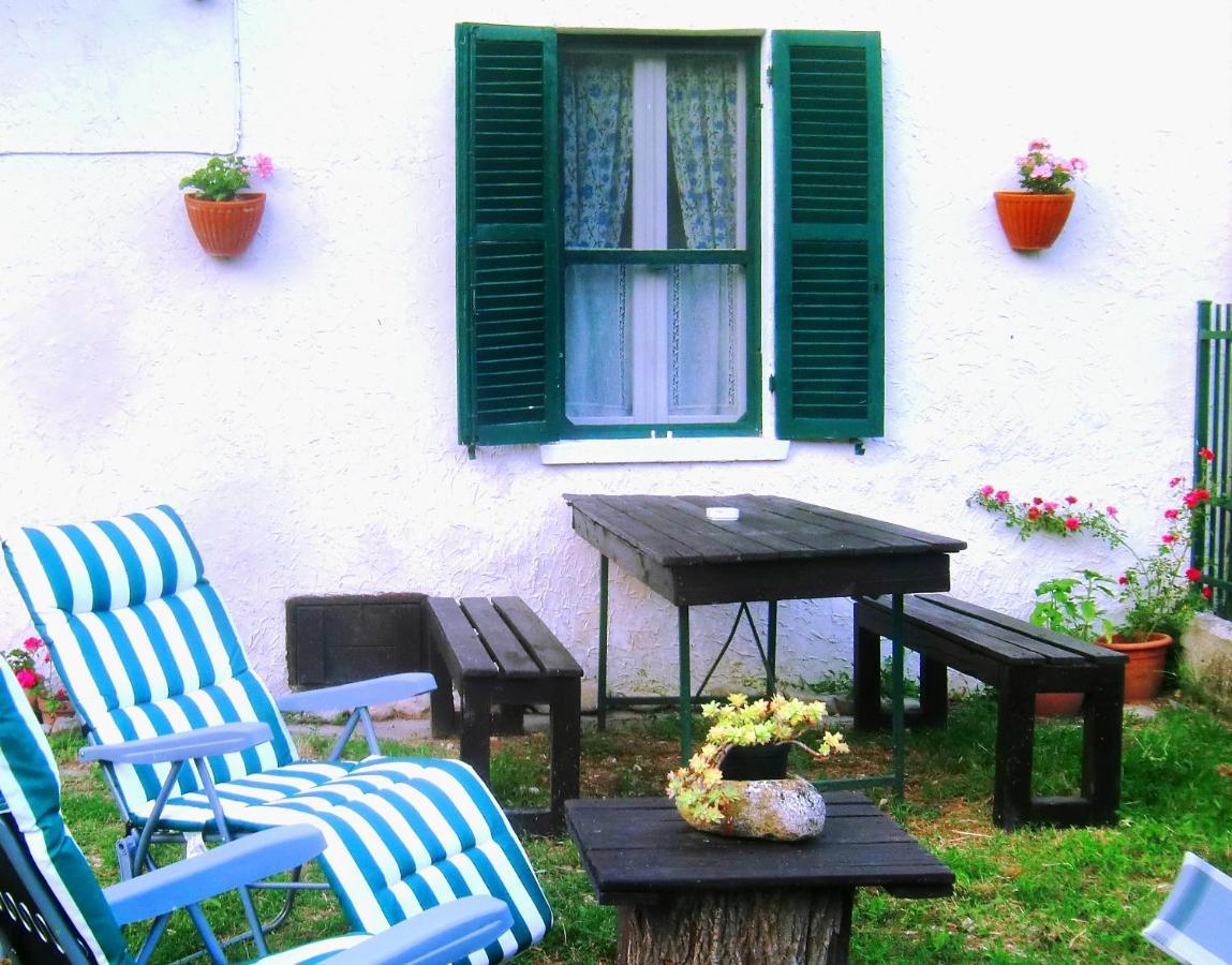 Ca' Perucci Guest House Урбино Екстериор снимка